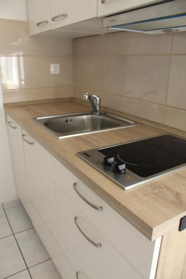 Apartments Kampor Damira Раб Экстерьер фото